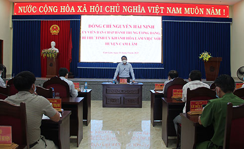 Bí thư Tỉnh ủy Nguyễn Hải Ninh phát biểu chỉ đạo tại buổi làm việc
