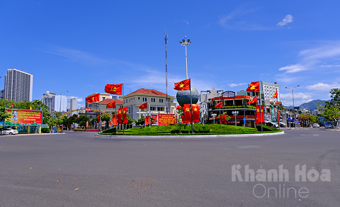 Thực hiện cách ly toàn xã hội đối với TP. Nha Trang kể từ 0 giờ ngày 14 đến 0 giờ ngày 20-8
