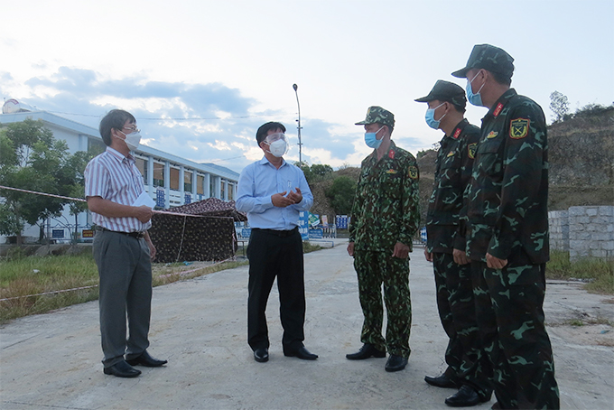 Thăm, động viên đơn vị thực hiện cách ly và điều trị bệnh nhân nghiện ma túy mắc Covid-19