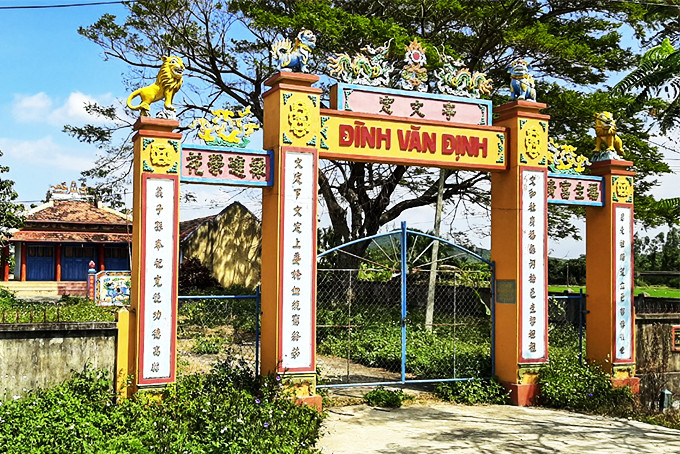 Van Dinh Communal House in Ninh Dong Commune, Ninh Hoa Town
