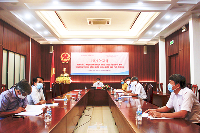 Tổng kết 1 năm đổi mới chương trình, sách giáo khoa giáo dục phổ thông