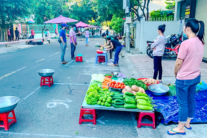 Mô hình  &quot;đưa chợ ra phố &quot; của phường Phương Sài, TP. Nha Trang