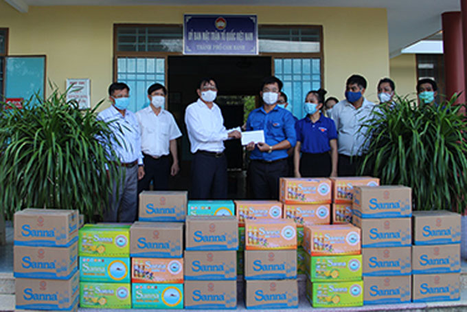 Thường trực HĐND tỉnh Khánh Hòa kiểm tra công tác phòng chống dịch tại Thành đoàn Cam Ranh