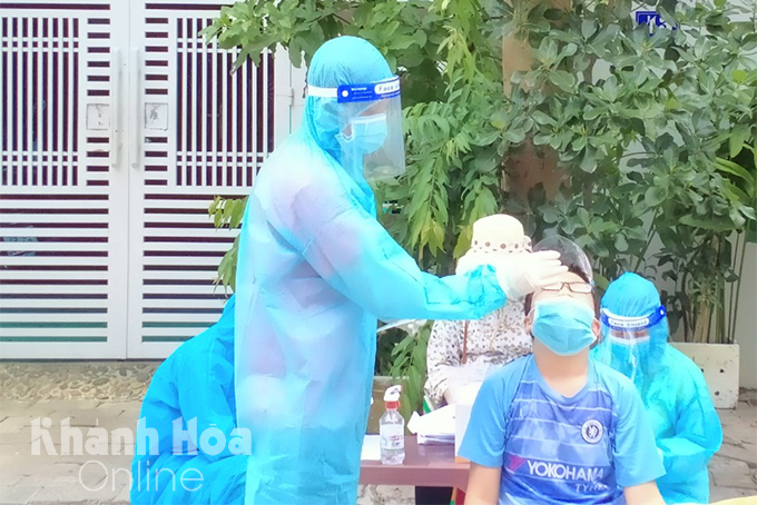 Từ 7 giờ đến 17 giờ ngày 5-9, Khánh Hòa ghi nhận thêm 92 ca dương tính với SARS-CoV-2