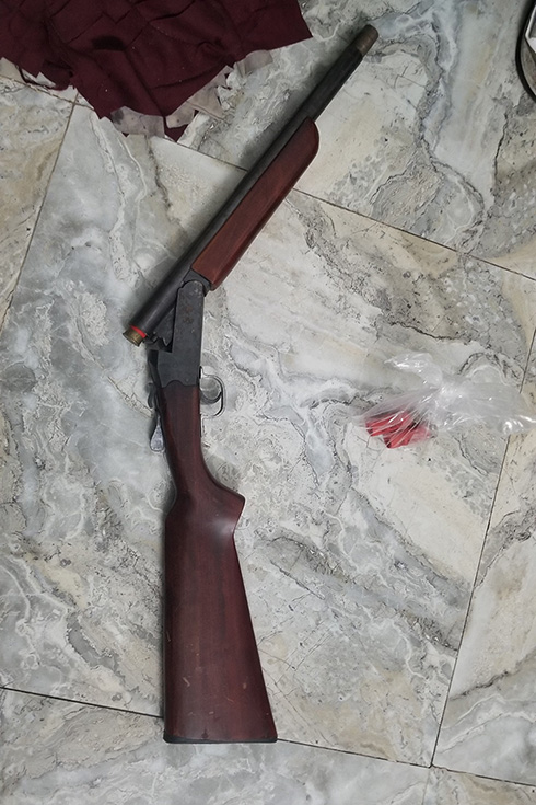 Xác định khẩu súng người đàn ông mang theo để &quot;thông chốt&quot; là súng quân dụng