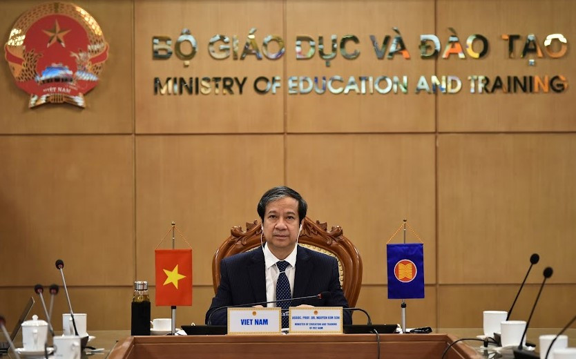 Bộ trưởng Bộ GD&ĐT Nguyễn Kim Sơn tham dự Hội nghị trực tuyến Bộ trưởng Giáo dục ASEAN+3 lần thứ 5.