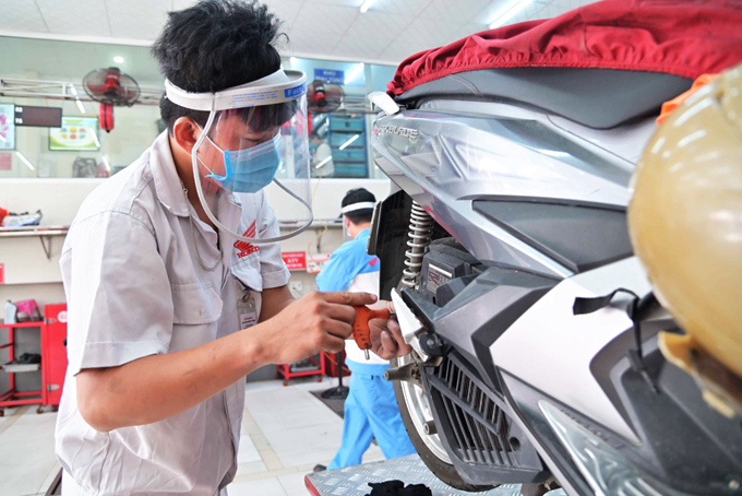 Nhu cầu sửa chữa, bảo dưỡng xe tăng cao