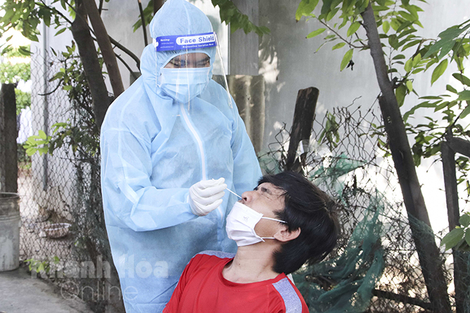 Phong tỏa tạm thời phường Vĩnh Trường để tầm soát Covid-19 trong cộng đồng