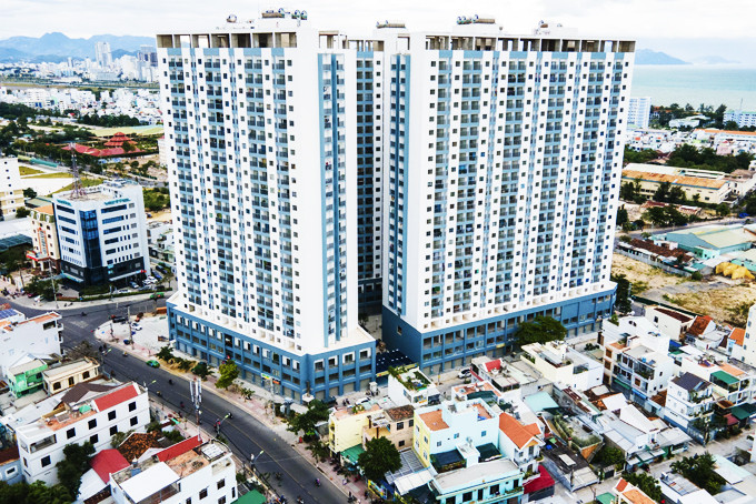 HĐND tỉnh sẽ xem xét  thông qua Chương trình phát triển nhà ở tỉnh đến năm 2025 và định hướng đến năm 2030. Trong ảnh: Dự án nhà ở xã hội P.H Nha Trang với hơn 1.000 căn hộ đã được bàn  giao.
