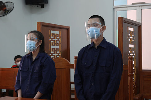 Nhiều lần buôn ma túy