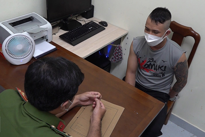 VIDEO: Bắt cặp đôi chuyên trộm cắp tài sản