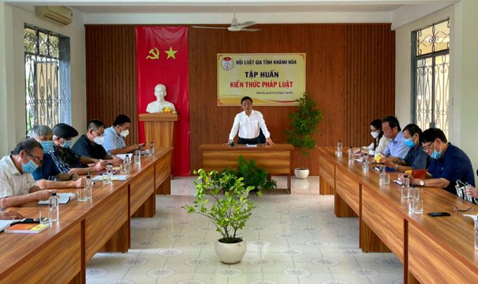 Ông Lê Xuân Thân - Chủ tịch Hội Luật gia tỉnh Khánh Hòa