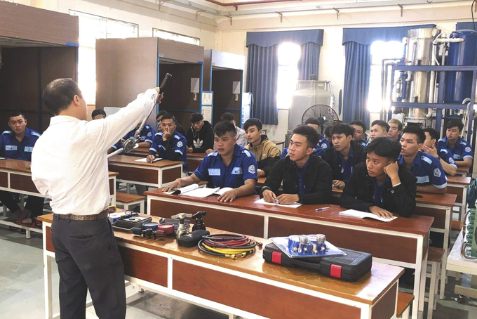 Đào tạo nghề, giải quyết việc làm cho bộ đội xuất ngũ: Đẩy mạnh tư vấn hướng nghiệp