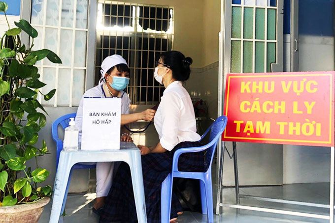 Thành lập 136 trạm y tế lưu động