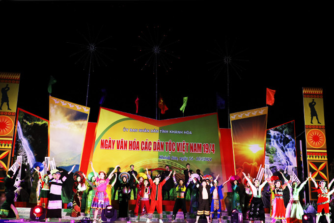 Ngày Văn hóa các dân tộc Việt Nam năm 2021 được tổ chức tại huyện Khánh Sơn. 