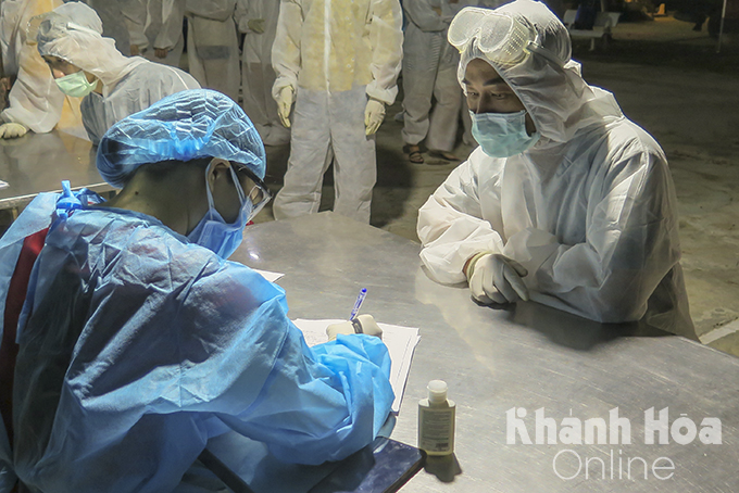 Từ 7 giờ đến 17 giờ ngày 30-11, Khánh Hòa ghi nhận thêm 230 ca dương tính với SARS-CoV-2