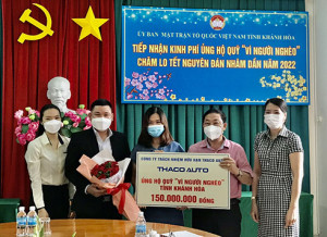 UBMTTQ Việt Nam tỉnh Khánh Hòa tiếp nhận 150 triệu đồng ủng hộ Quỹ &quot;Vì người nghèo&quot; tỉnh