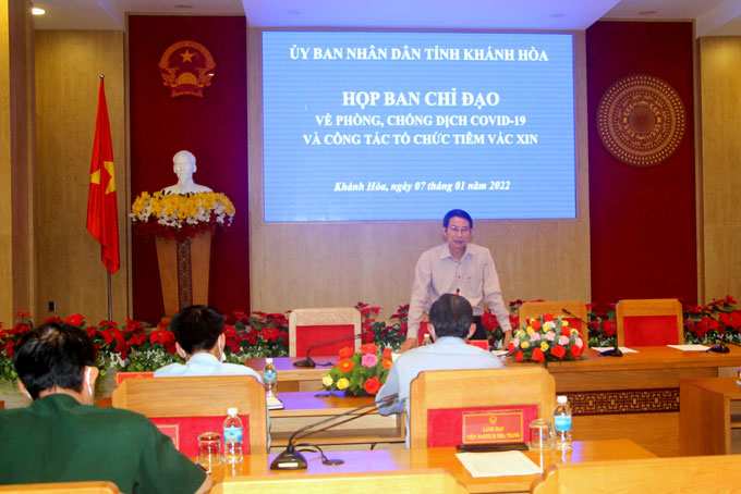 Ông Đinh Văn Thiệu phát biểu tại cuộc họp