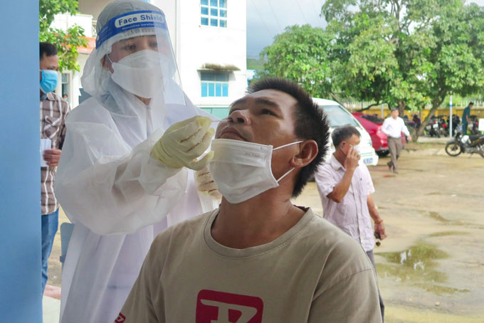 Từ 7 giờ đến 17 giờ ngày 14-1, Khánh Hòa ghi nhận thêm 396 ca dương tính với SARS-CoV-2