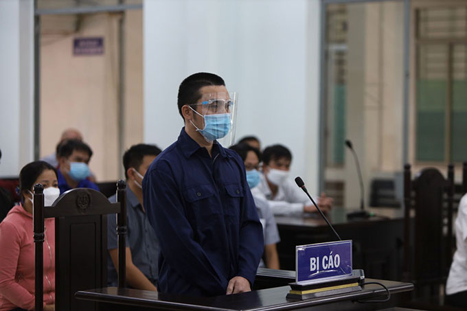 Đâm chết &quot;người thứ ba&quot; vì ghen