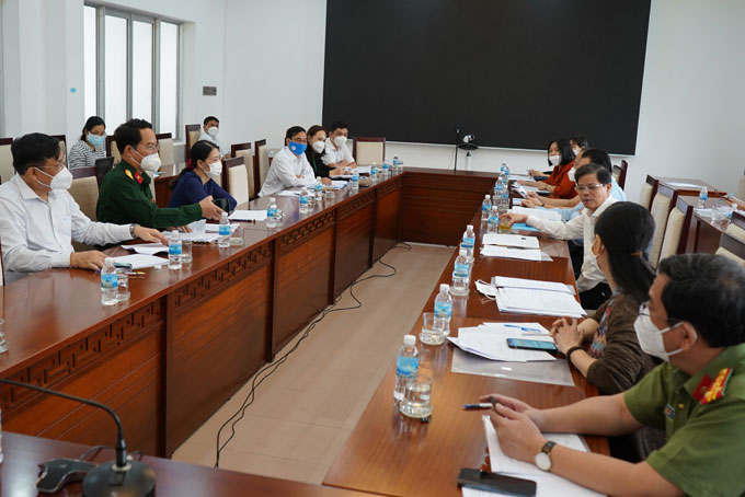 Họp Hội đồng Thi đua - Khen thưởng tỉnh Khánh Hòa