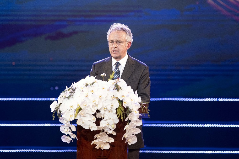 Chủ tịch Hội đồng giải thưởng VinFuture phát biểu tại sự kiện