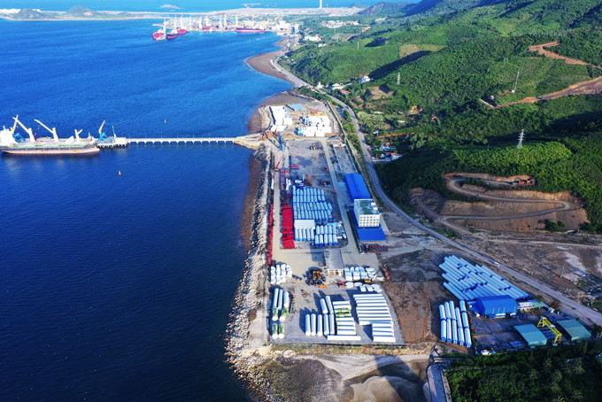 International port in the south of Van Phong