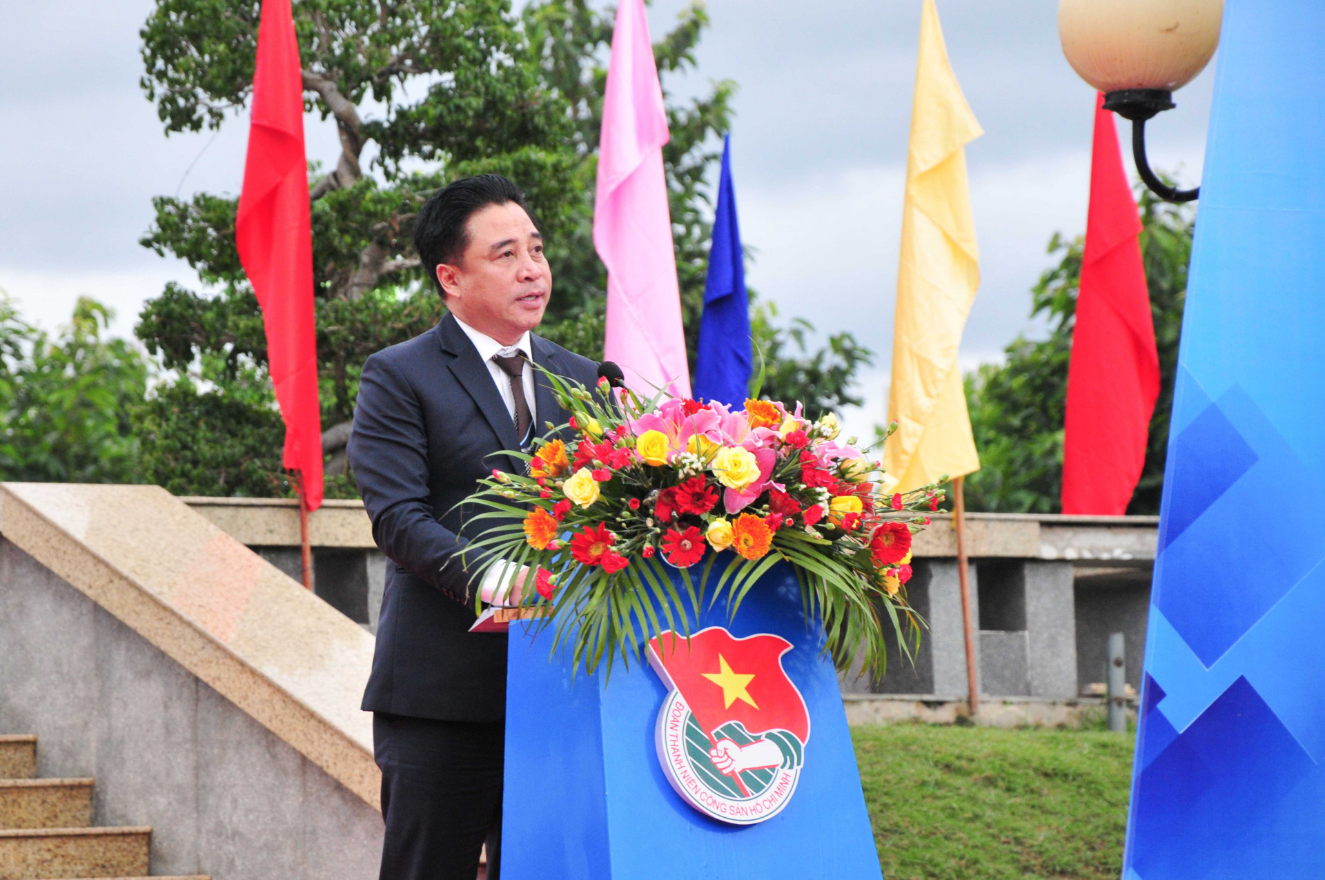 Đồng chí Nguyễn Khắc Toàn phát biểu chỉ đạo tại lễ khởi động Tháng Thanh niên