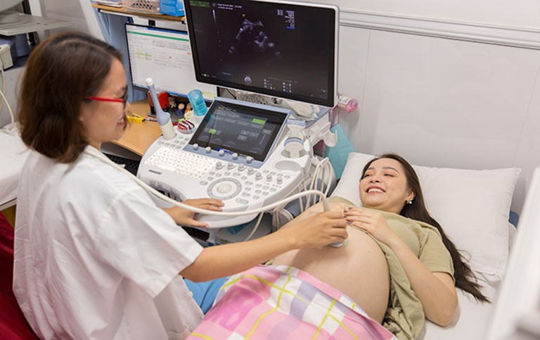 Tuân thủ lịch khám thai định kỳ giúp giảm thiểu nguy cơ tử vong của thai nhi xuống 5 lần.