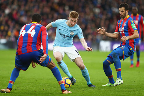 Manchester City không được phép để mất điểm trước Crystal Palace.