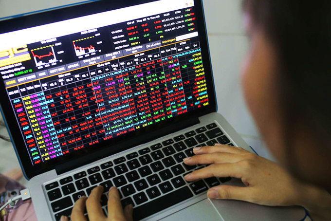 Thị trường "đổ đèo", VN-Index mất gần 21 điểm