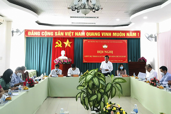 Quang cảnh hội nghị.