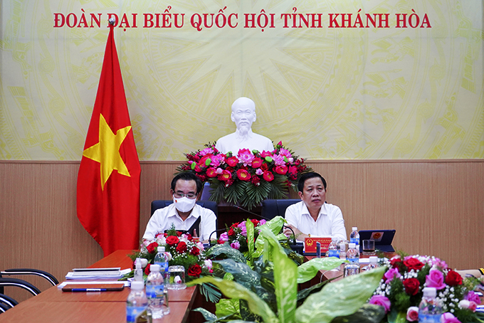 Phiên họp thứ 9, Ủy ban Thường vụ Quốc hội: Chất vấn các vấn đề về công thương, tài nguyên và môi trường