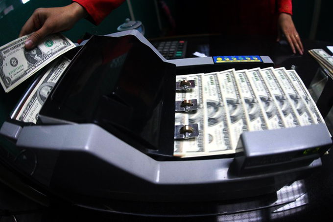 Giá USD hôm nay 22.3.2022: Thị trường tự do tăng theo quốc tế