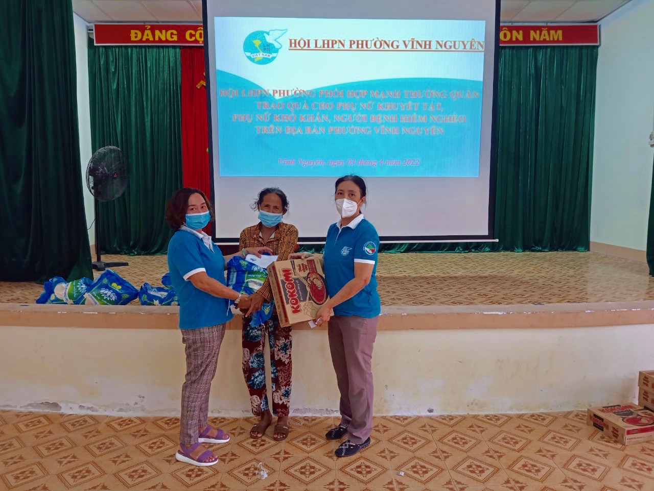 Trao 80 suất quà cho phụ nữ khuyết tật