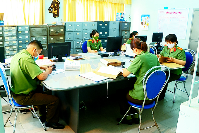 Đằng sau những chiến công