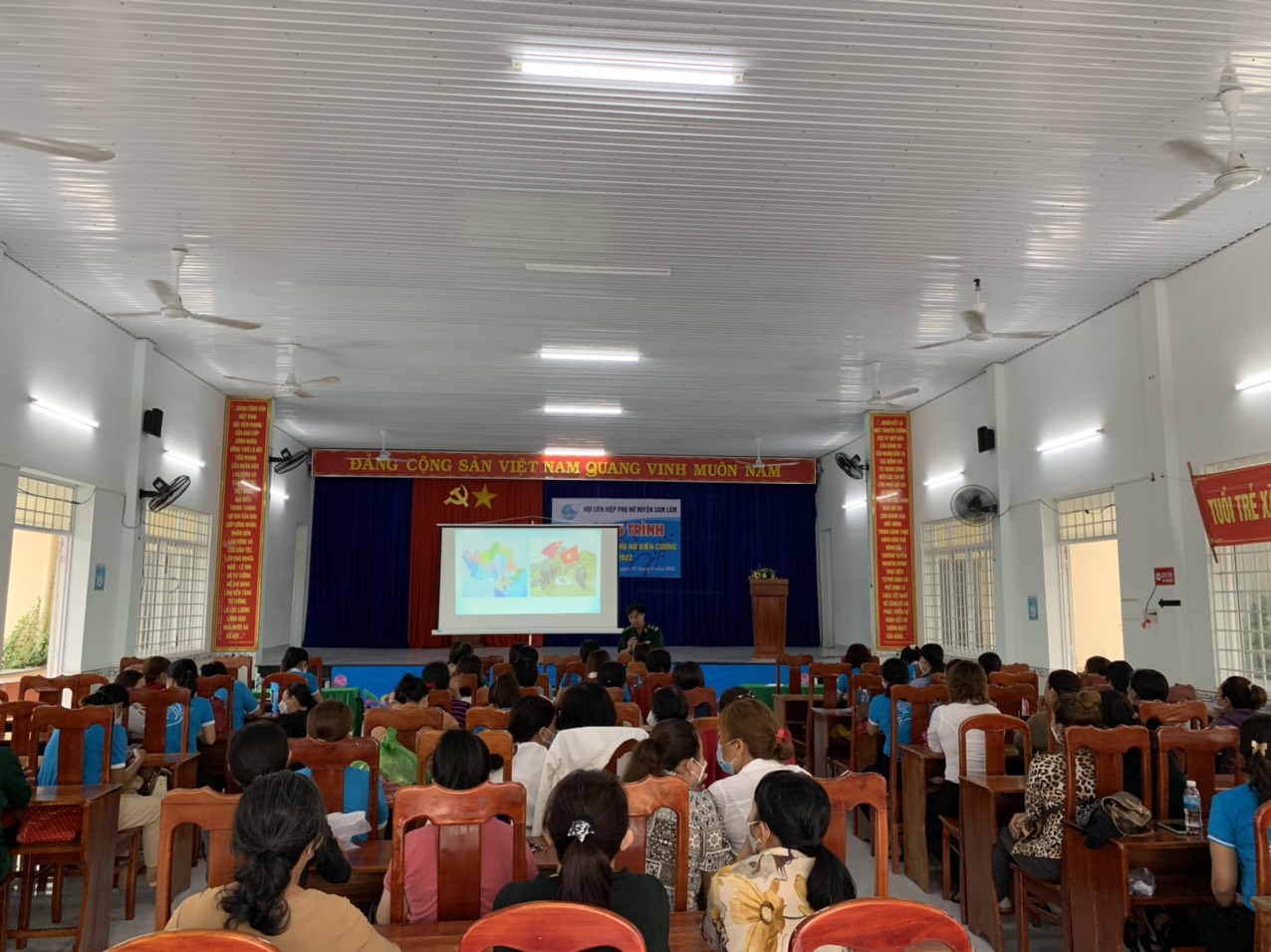 Tổ chức các hoạt động trong Chương trình &quot;Đồng hành cùng phụ nữ biên cương&quot; năm 2022