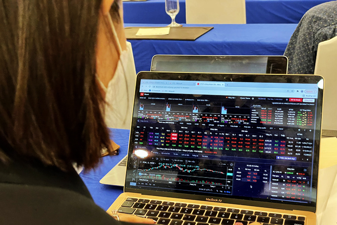 Chứng khoán ngày 7-4: Dòng tiền phân hóa chờ thị trường tích lũy