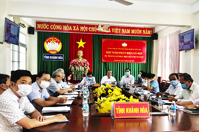 Quang cảnh hội nghị tại điểm cầu Khánh Hòa.