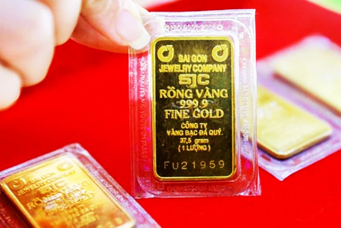 Trong phiên giao dịch sáng nay (20/4), giá vàng SJC giảm giá mạnh hơn 500.000 đồng mỗi lượng.