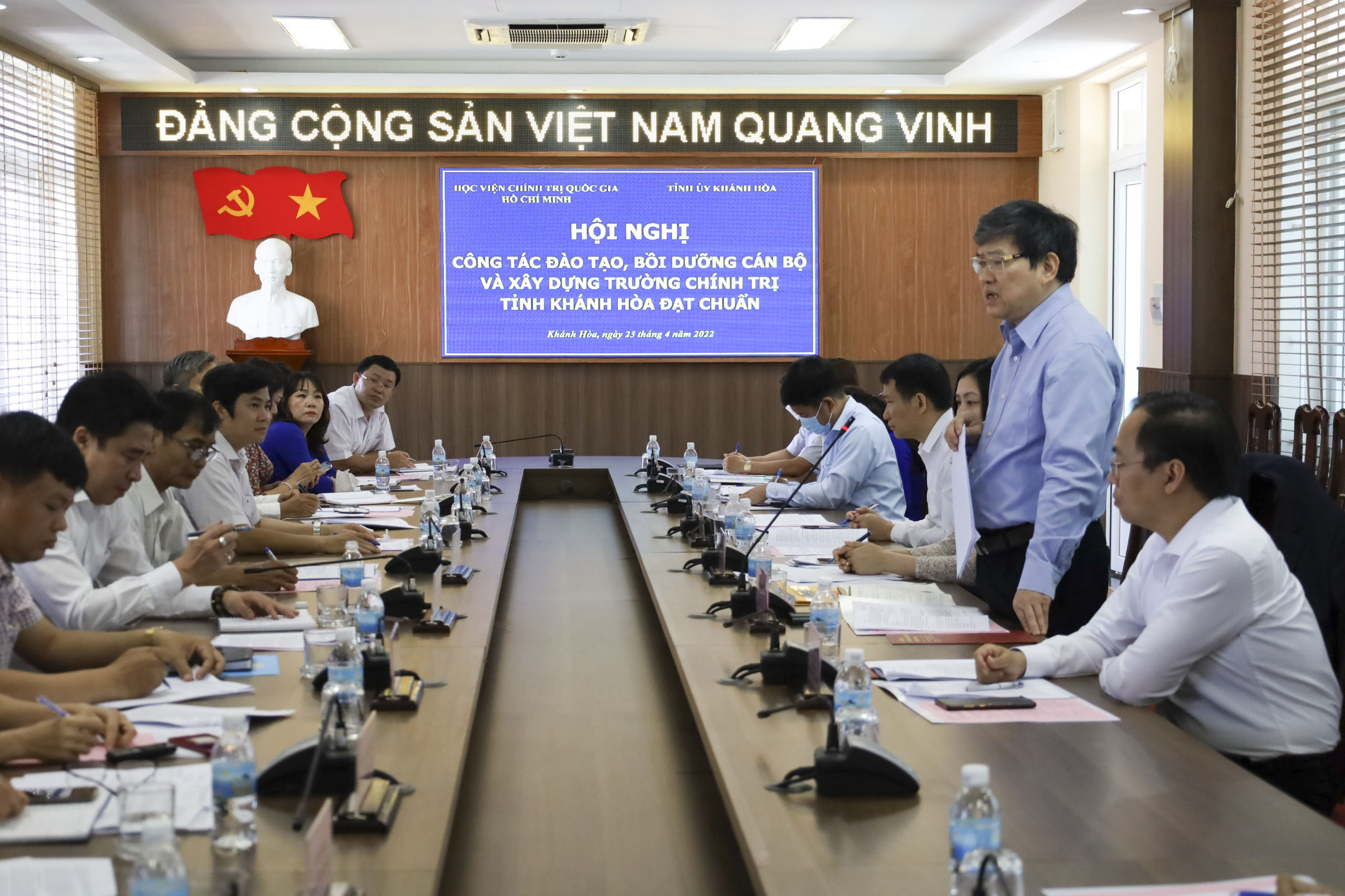 Hội nghị công tác đào tạo, bồi dưỡng cán bộ và xây dựng Trường Chính trị tỉnh Khánh Hòa