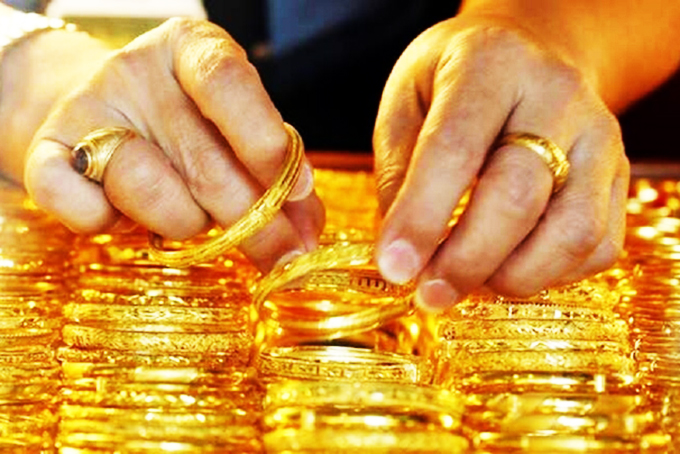 Giá vàng hôm nay 24/4: Vàng thế giới giảm sâu, trong nước nhỏ giọt