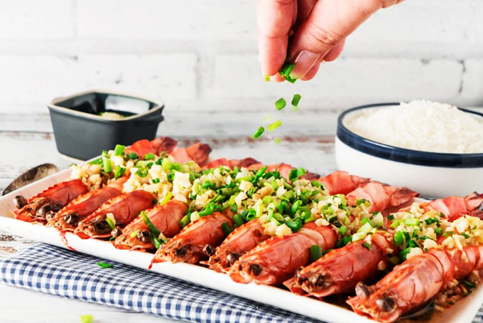 Tôm hấp tỏi