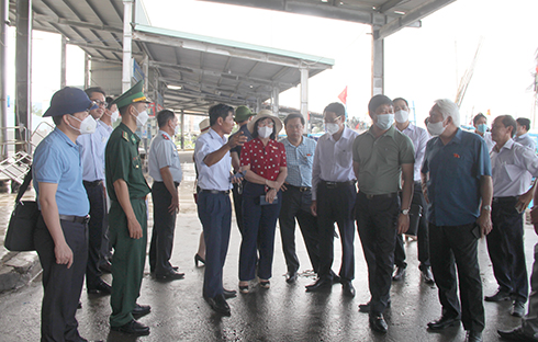 Ủy ban Khoa học, Công nghệ và Môi trường của Quốc hội khảo sát việc thực hiện chính sách pháp luật về khai thác, nuôi trồng, chế biến thủy sản tại một số cơ sở