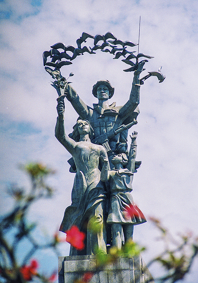 Tượng đài Chiến thắng 2-4, TP. Nha Trang