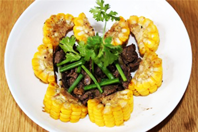 Thịt bò xào bắp