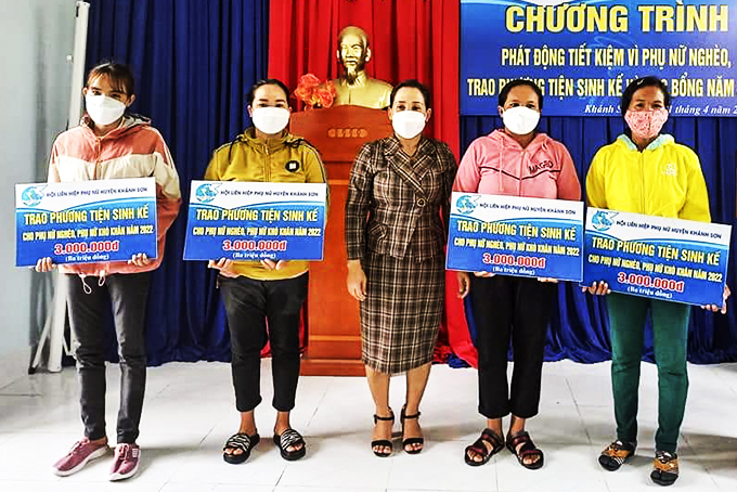 Khánh Sơn: Nỗ lực giúp phụ nữ thoát nghèo