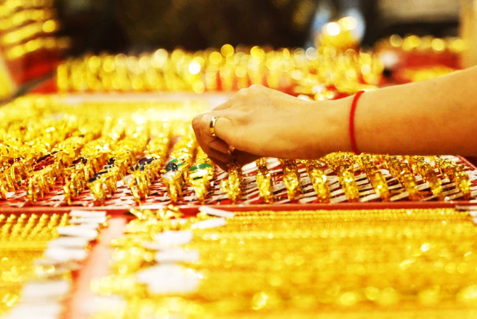 Giá vàng đảo chiều bật tăng mạnh