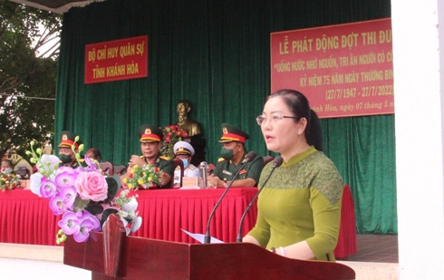 Bà Phạm Thị Xuân Trang phát biểu tại buổi lễ.