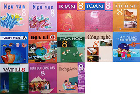 Thẩm định sách giáo khoa lớp 8 và lớp 11